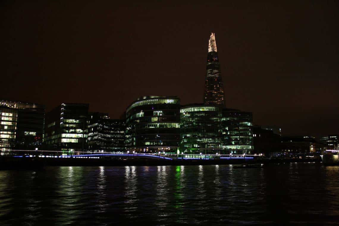 Battersea Park Firework Cruises & Charters | Viscount Cruises