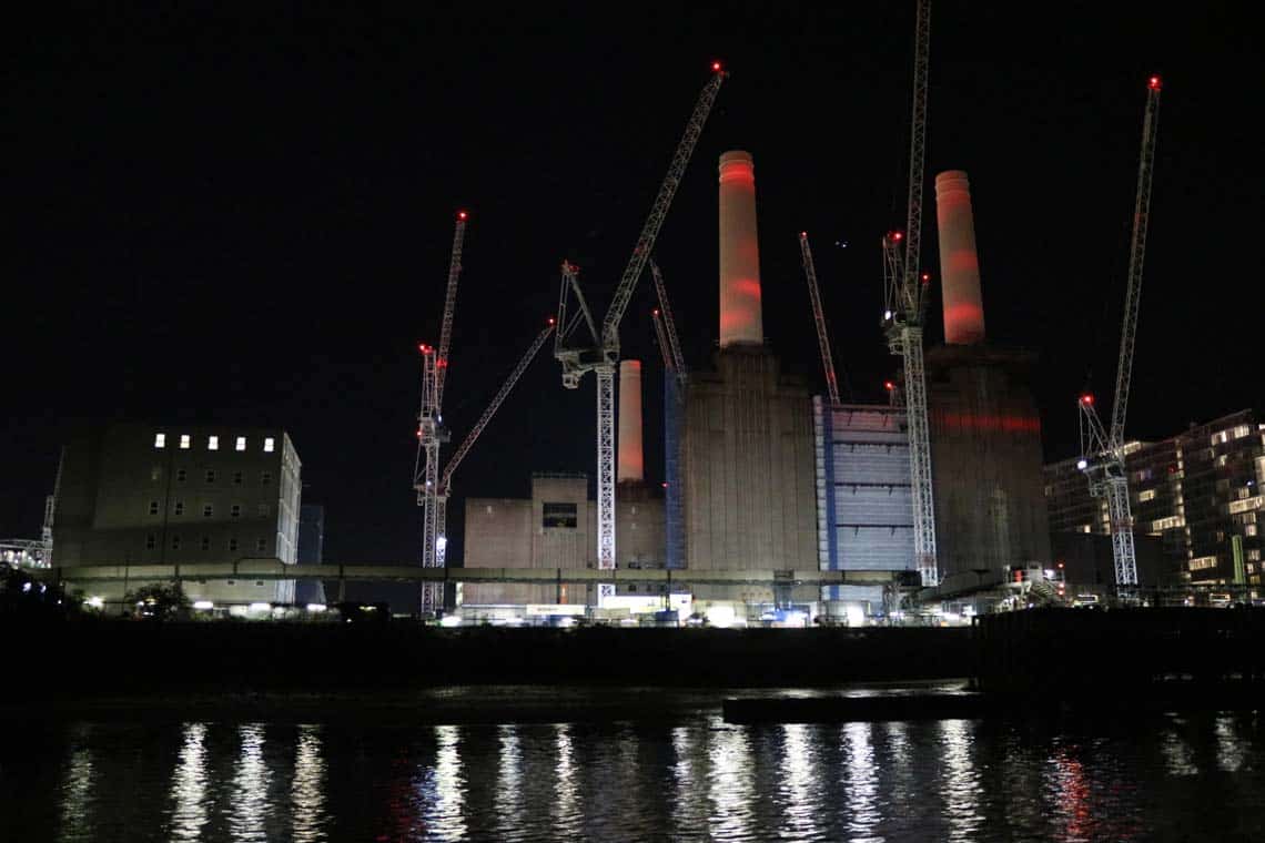 Battersea Park Firework Cruises & Charters | Viscount Cruises